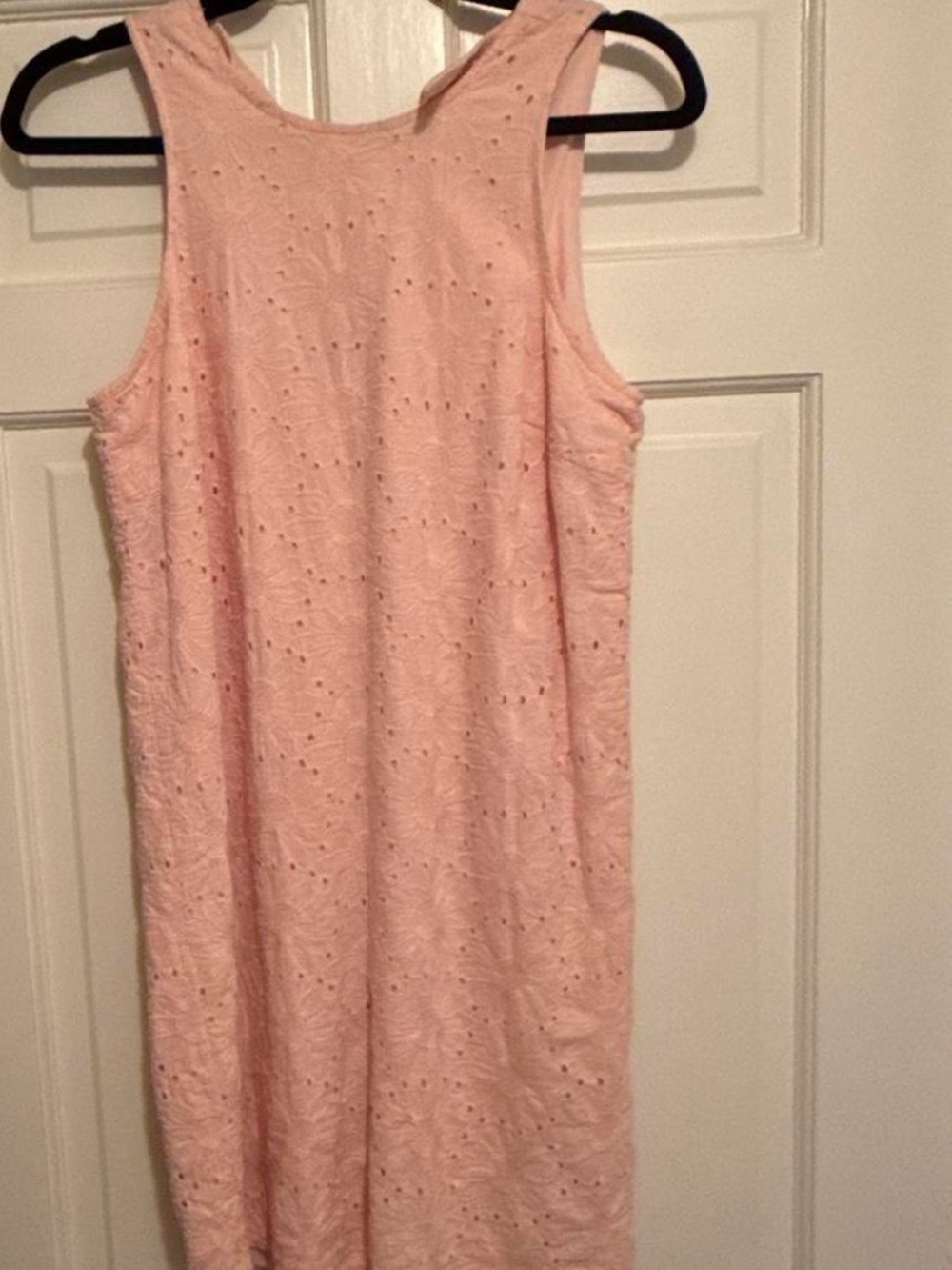 Pink dress flower design